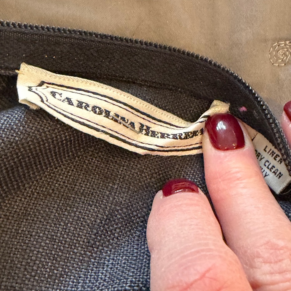 Carolina Herrera Black and Tan blouse - Picture 8 of 10